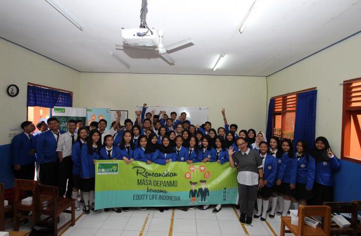  Bidik Pelajar SMK, Equity Life Indonesia Berikan Literasi Keuangan Sejak Dini