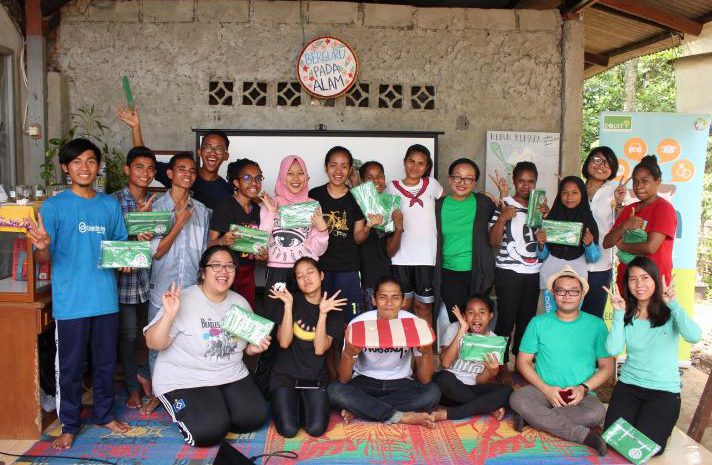  Equity Life Indonesia Berikan Literasi Keuangan Pada Pelajar Di Kebun Kumara